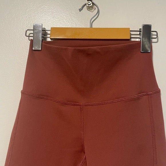 Alo Yoga Hugh Waist Moto Leggings - XS - Picture 5 of 9